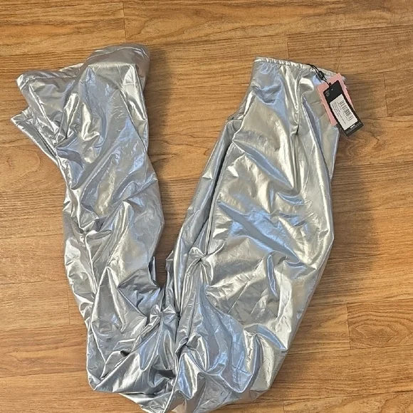 PrettyLittleThing Silver Flare Pants - Picture 6 of 9